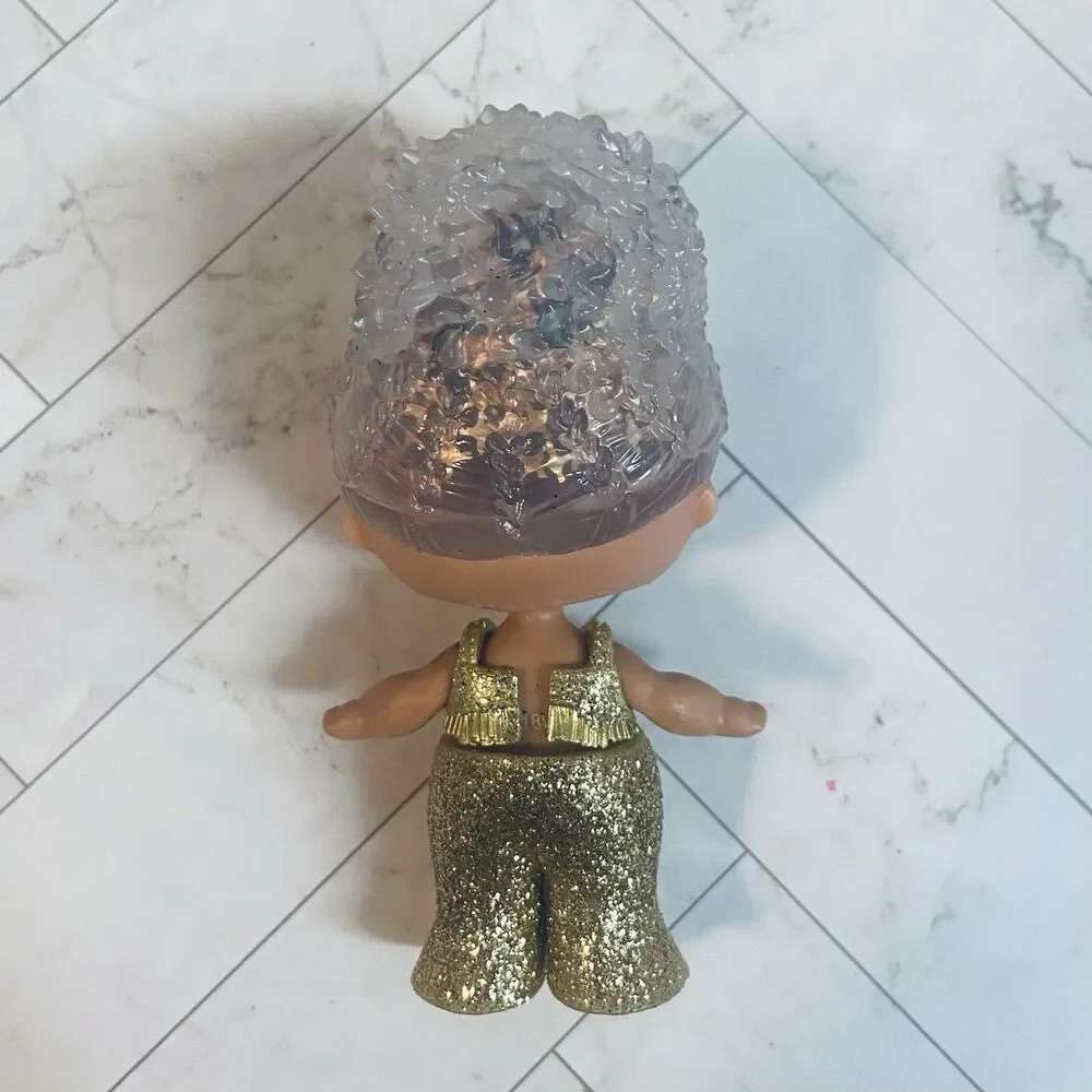 LOL Surprise Dolls Winter Disco Gold Glitter Globe Outfit And Drink Cup